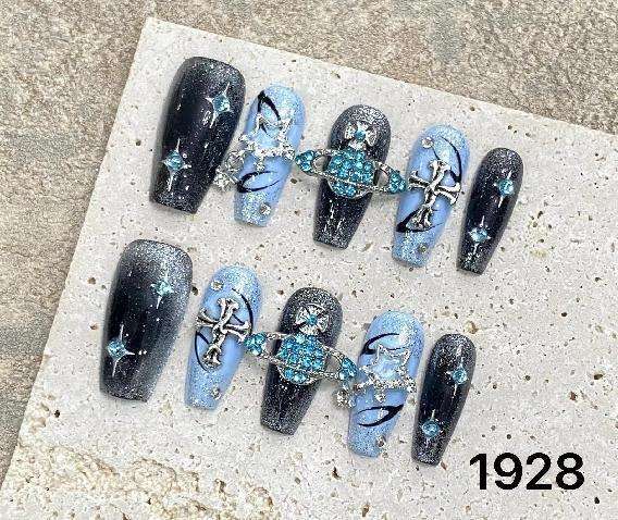 Galactic Majesty – The Cosmic Queen Collection